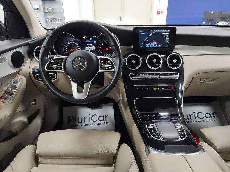 Usata Mercedes GLC220 194 CV (142 kW) 2021 Nero SUV