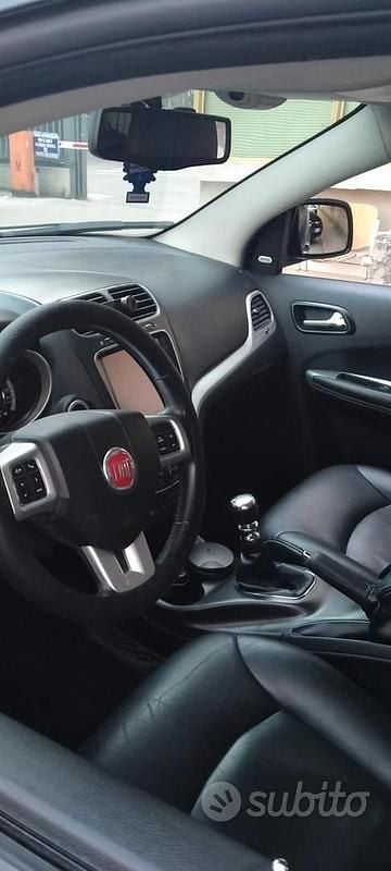 Usata Fiat Freemont 140 CV (102 kW) 2014 Nero SUV