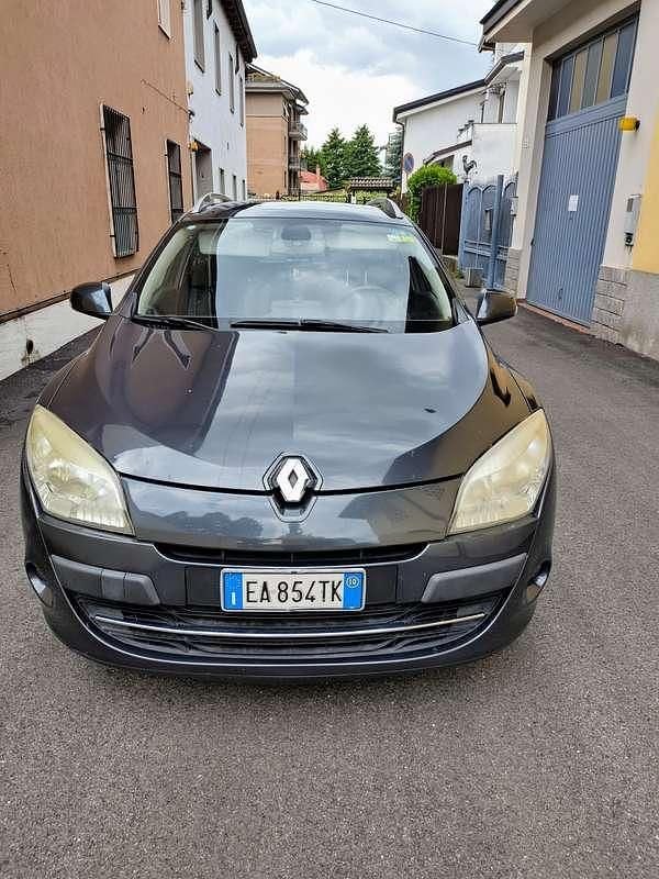 Usata Renault Mégane III Luxe 110 CV (80 kW) 2010 Blu/azzurro Station wagon