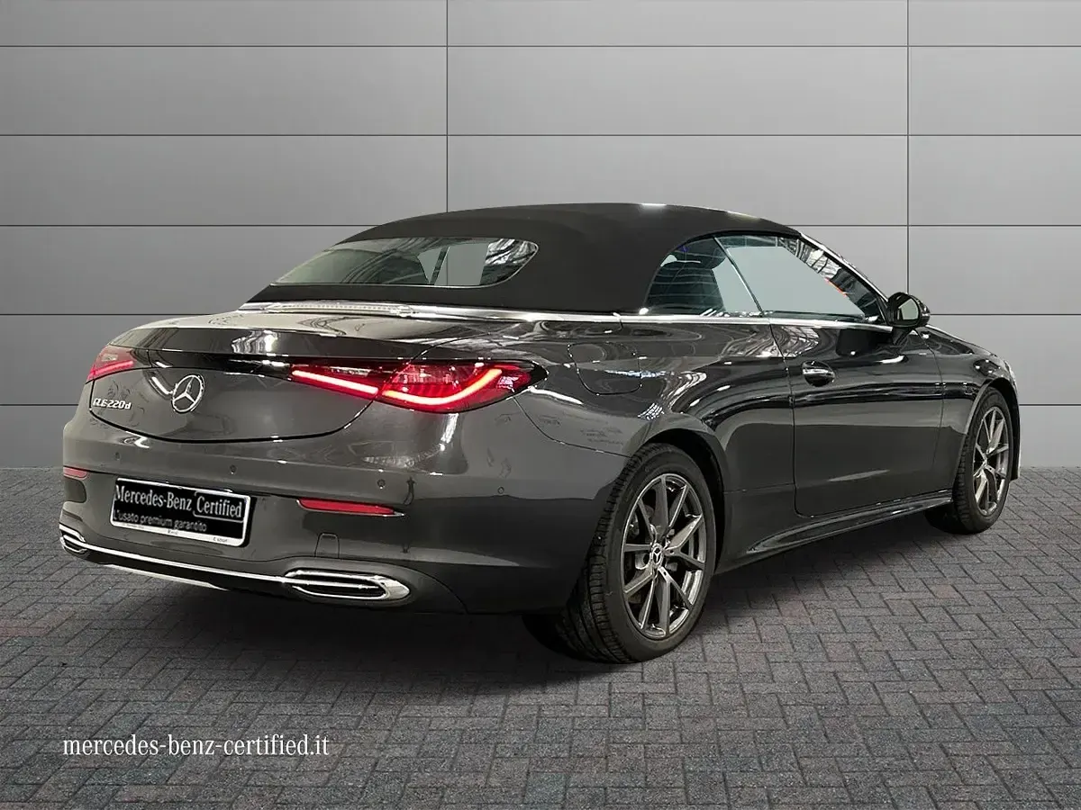Usata Mercedes CLE220 Advanced 197 CV (144 kW) 2025 Grigio grafite Cabrio