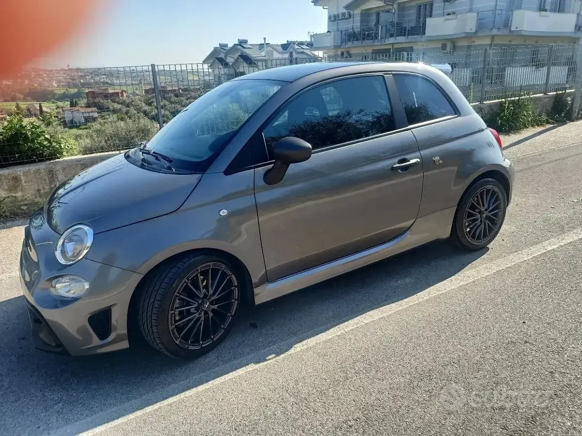 Usata Abarth 595 Turismo 160 CV (117 kW) 2024 Grigio Berlina
