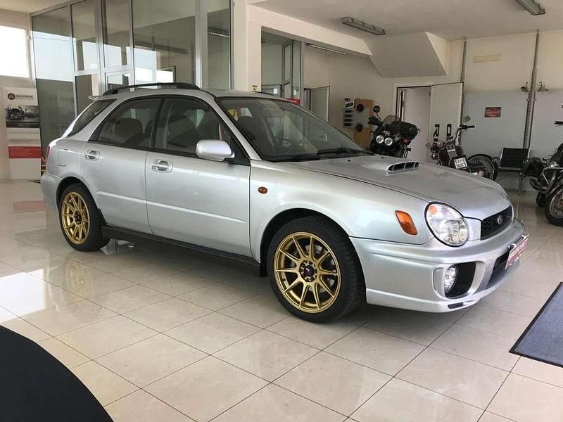 Usata Subaru Impreza 218 CV (160 kW) 2002 Grigio Station wagon