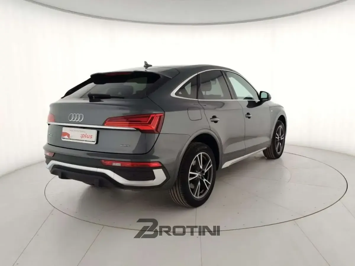 Usata Audi Q5 S-line plus 204 CV (150 kW) 2025 Grigio SUV