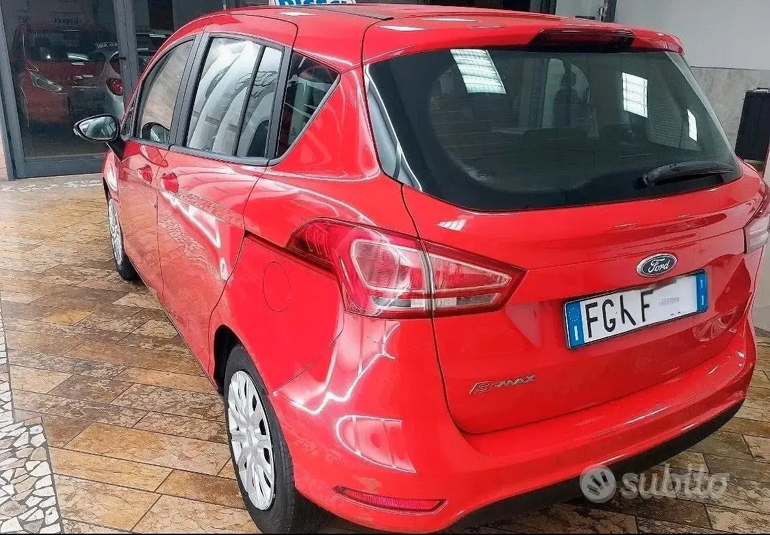 Usata Ford B-MAX 75 CV (55 kW) 2017 Rosso Monovolume
