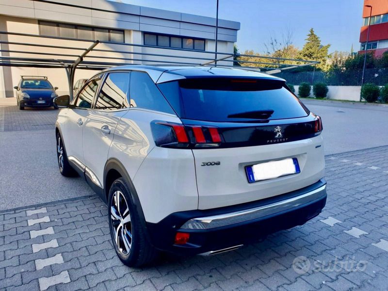 Usata Peugeot 3008 GT-line 131 CV (96 kW) 2019 Bianco SUV