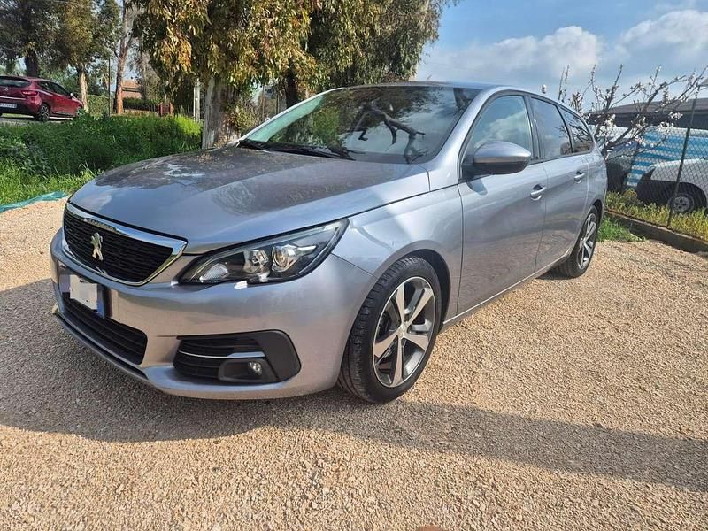 Usata Peugeot 308 GT-line 120 CV (88 kW) 2017 Grigio Station wagon