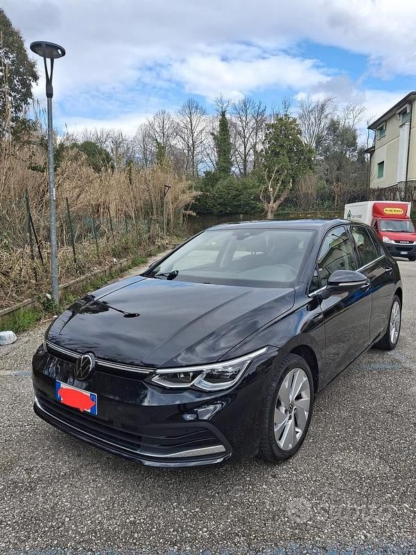 Usata VW Golf VIII Style 116 CV (85 kW) 2023 Nero Berlina