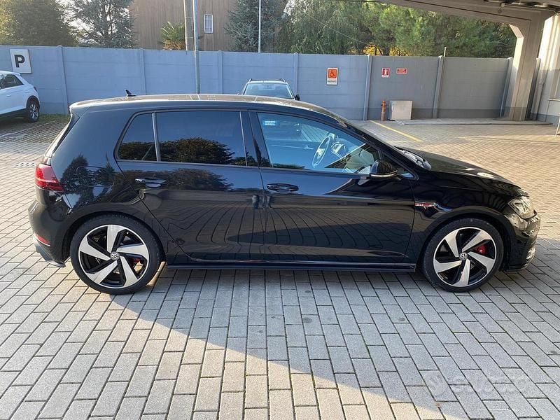 Usata VW Golf VII GTI 245 CV (180 kW) 2017 Nero Berlina