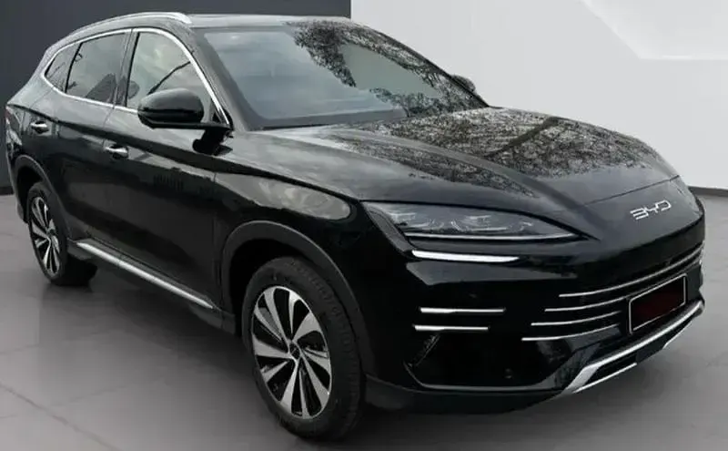 Nuova BYD Seal U Boost 98 CV (72 kW) 2026 Obsidian black SUV