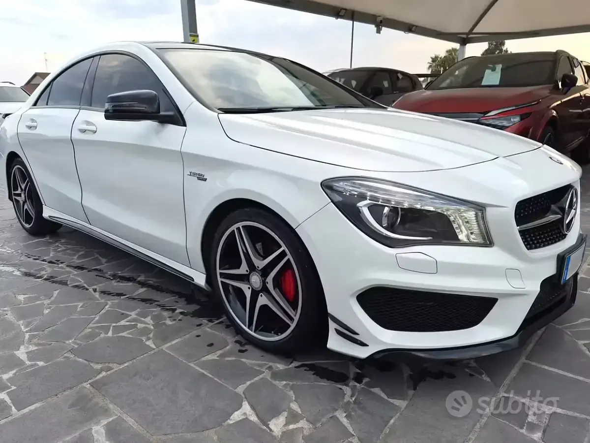 Usata Mercedes CLA200 Premium 136 CV (100 kW) 2014 Bianco Coupé