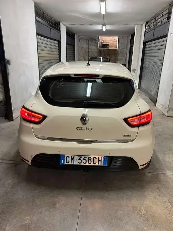 Usata Renault Clio 90 CV (66 kW) 2018 Station wagon