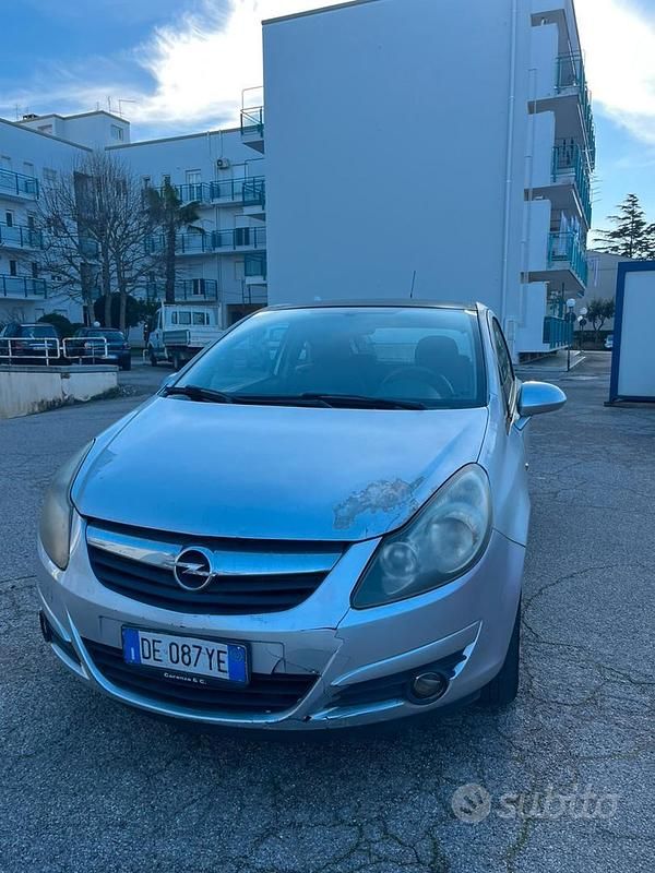 Usata Opel Corsa 2007 Grigio Utilitaria