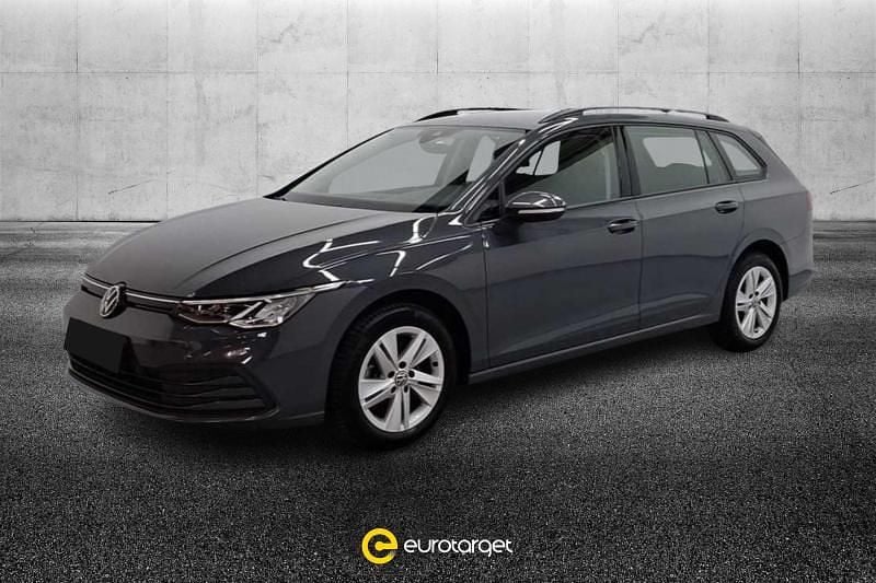 Usata VW Golf VIII Life 116 CV (85 kW) 2023 Grigio metallizzato Station wagon
