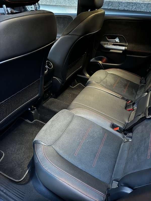 Usata Mercedes B180 Executive 116 CV (85 kW) 2021 Monovolume