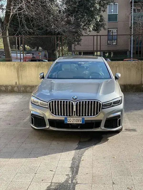 Usata BMW 745e M Sport 286 CV (210 kW) 2021 Berlina