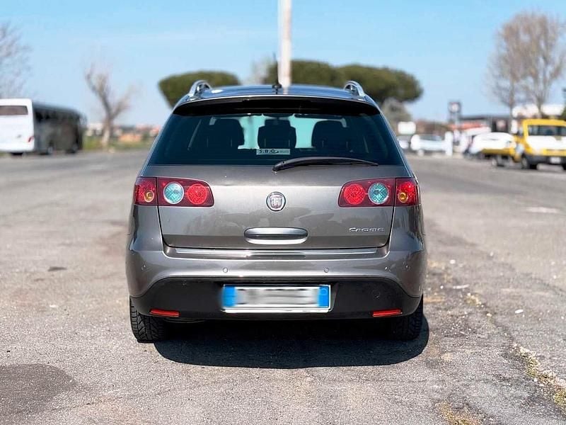 Usata Fiat Croma 150 CV (110 kW) 2008 Marrone Station wagon
