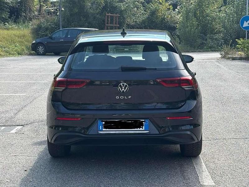 Usata VW Golf VIII Life 90 CV (66 kW) 2020 Nero Berlina
