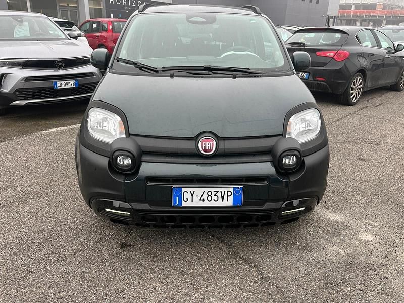 Usata Fiat Panda Cross Cross 69 CV (50 kW) 2025 Verde Utilitaria