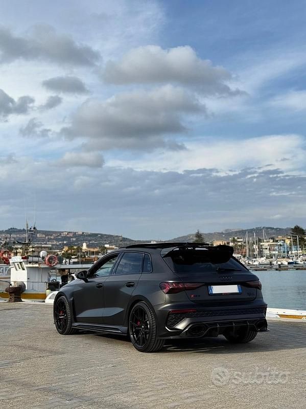 Usata Audi RS3 Ambiente 400 CV (294 kW) 2023 Nero Berlina