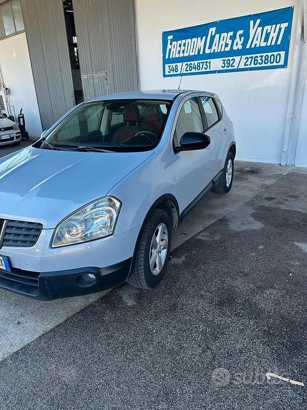 Usata Nissan Qashqai Acenta 106 CV (77 kW) 2007 Grigio SUV