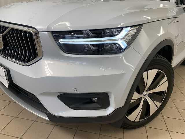 Usata Volvo XC40 Inscription 211 CV (155 kW) 2020 Argento SUV