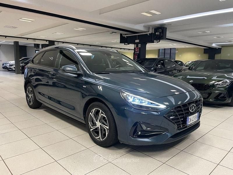 Usata Hyundai i30 Prime 120 CV (88 kW) 2023 Blu Station wagon