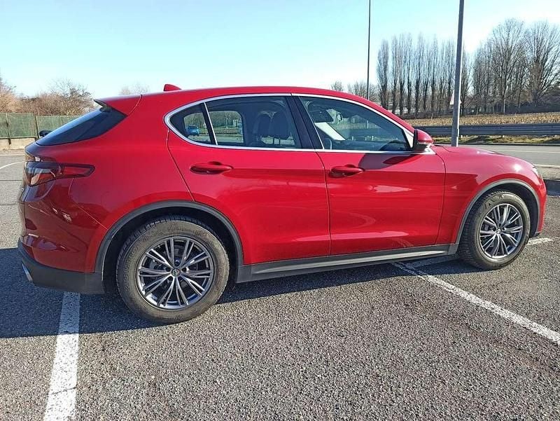 Usata Alfa Romeo Stelvio Super 180 CV (132 kW) 2018 Rosso SUV