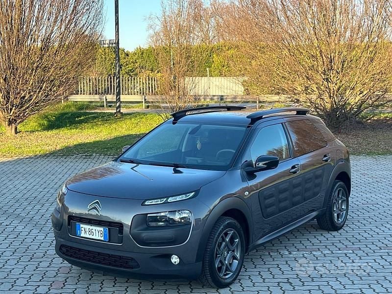 Usata Citroën C4 Cactus PureTech 82 CV (60 kW) 2018 Grigio Utilitaria
