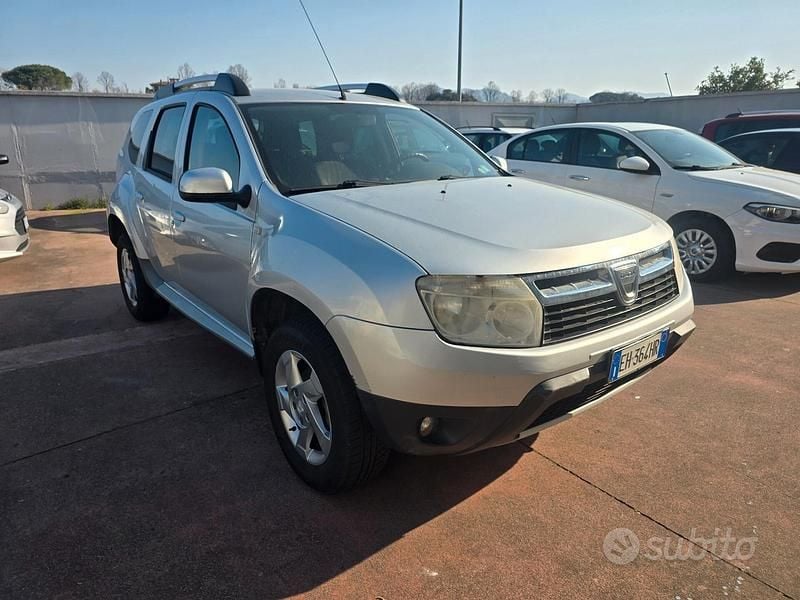 Usata Dacia Duster Lauréate 110 CV (80 kW) 2013 Grigio SUV