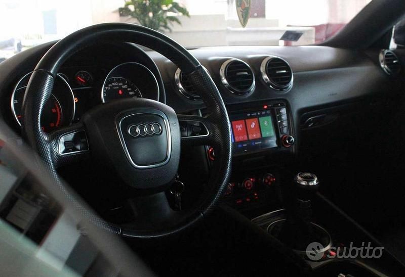 Begagnad Audi TT 170 HK (125 kW) 2009 Svart Sportkupé