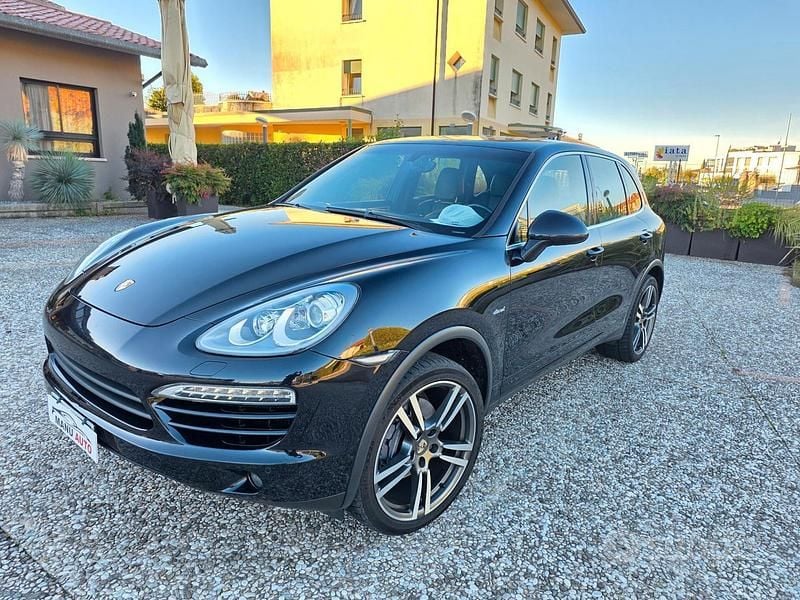Nero Usata 2012 Porsche Cayenne SUV | 14.900 € (Super prezzo) - Immagine 1/4