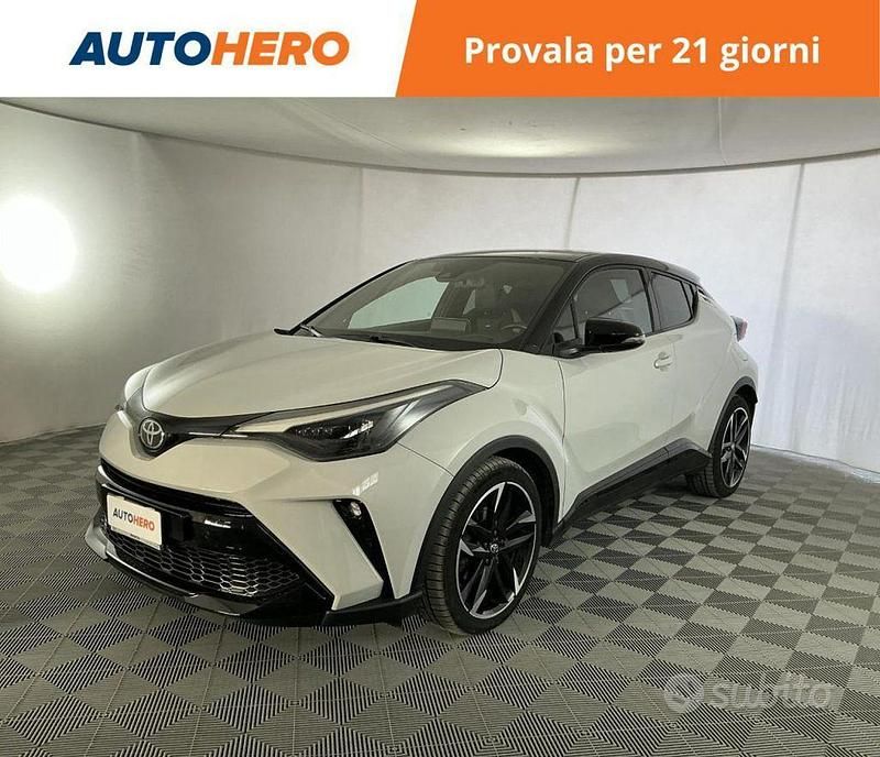 Grigio Usata 2021 Toyota C-HR Sport SUV | 26.899 € (Molto cara) - Immagine 1/2