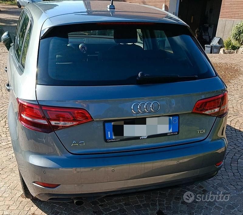 Usata Audi A3 2018 Grigio Berlina
