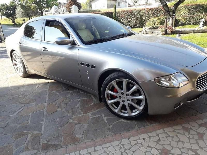 Usata Maserati Quattroporte 400 CV (294 kW) 2004 Grigio Berlina