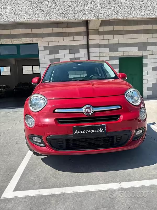 Usata Fiat 500X Pop Star 95 CV (69 kW) 2015 Rosso SUV