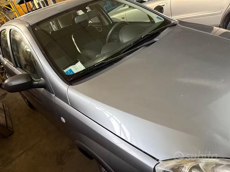 Usata Opel Corsa Club 60 CV (44 kW) 2004 Grigio Utilitaria