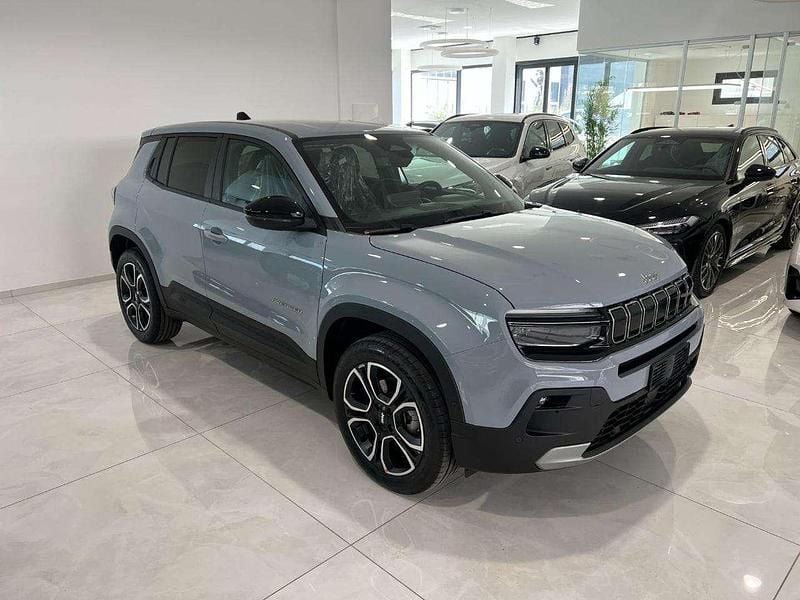 Nuova Jeep Avenger Summit 101 CV (74 kW) 2026 Grigio scuro SUV