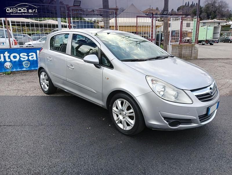 Usata Opel Corsa 80 CV (58 kW) 2008 Grigio Berlina