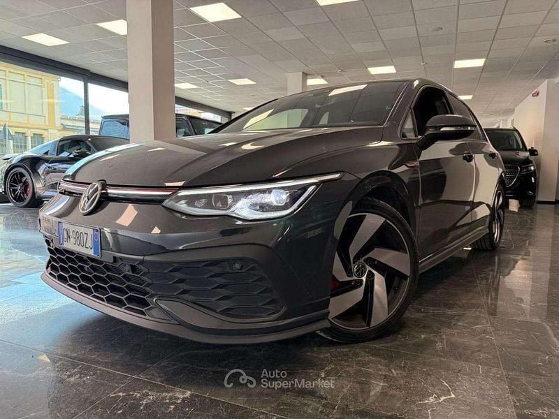 Usata VW Golf VIII GTI 299 CV (219 kW) 2021 Grigio scuro Berlina