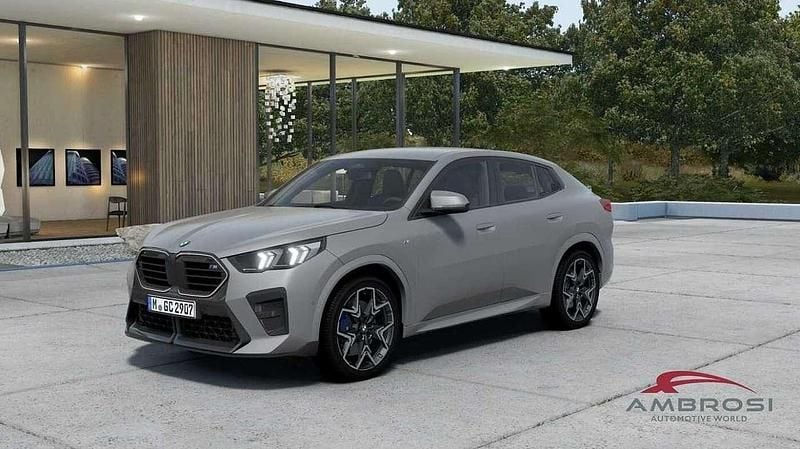 Grigio Usata 2023 BMW X2 Luxury Line SUV | 58.298 € (Ottimo prezzo) - Immagine 1/4