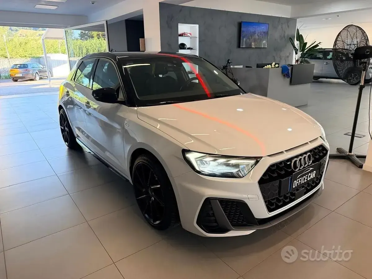 Usata Audi A1 S-Line 150 CV (110 kW) 2019 Bianco SUV