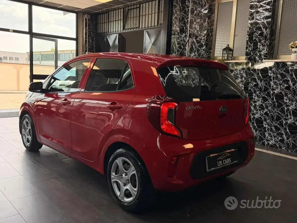 Usata Kia Picanto Active 67 CV (49 kW) 2018 Rosso Utilitaria