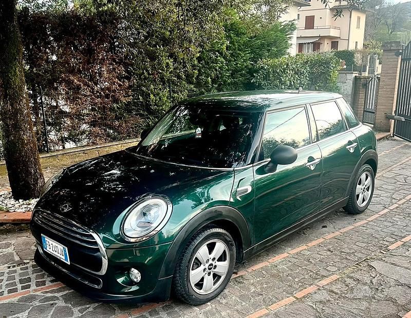Begagnad Mini ONE 102 HK (75 kW) 2015 Grön Halvkombi