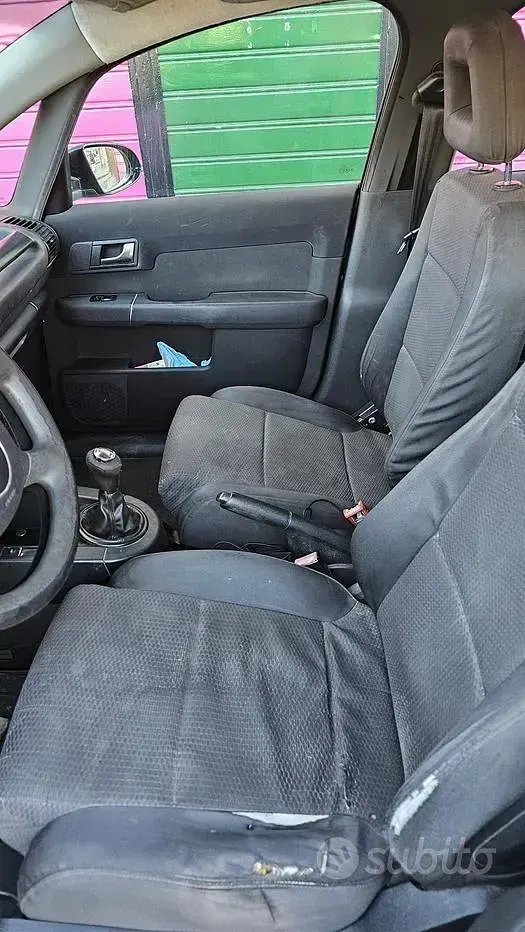 Usata Audi A2 75 CV (55 kW) 2004 Nero Utilitaria