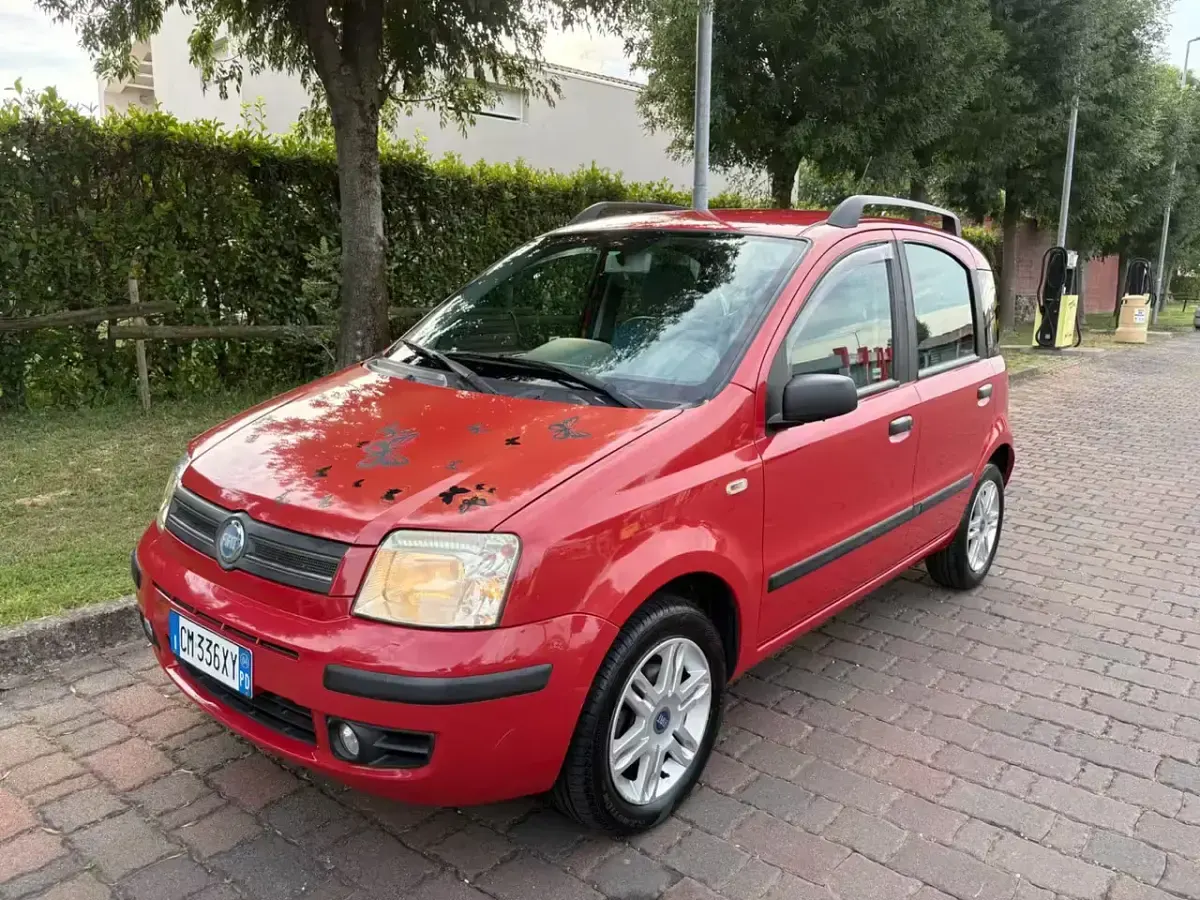 Usata Fiat Panda Emotion 69 CV (50 kW) 2004 Utilitaria