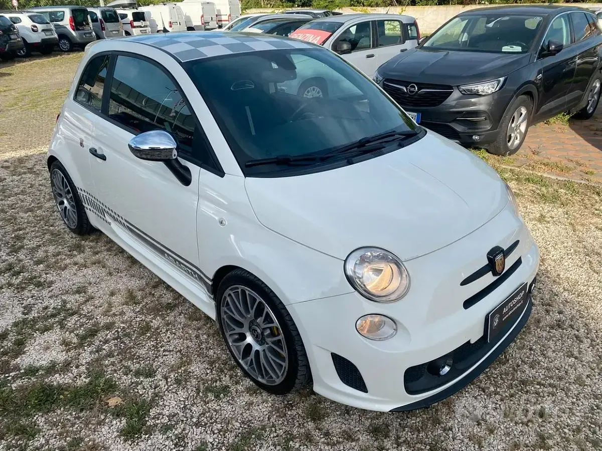 Usata Abarth 500 Custom 135 CV (99 kW) 2015 Bianco Utilitaria