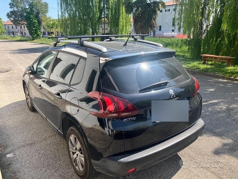Usata Peugeot 2008 82 CV (60 kW) 2017 Nero SUV