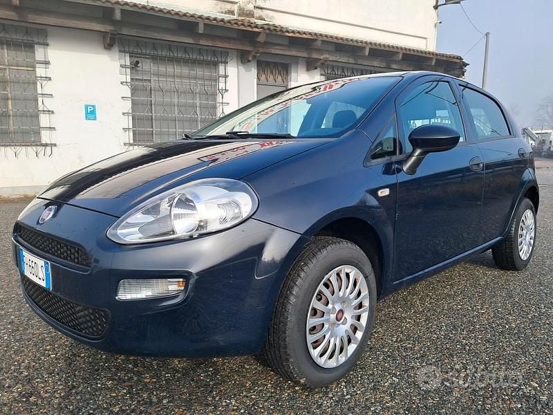 Blu Usata 2017 Fiat Punto Berlina | 3950 € (Super prezzo) - Immagine 1/4