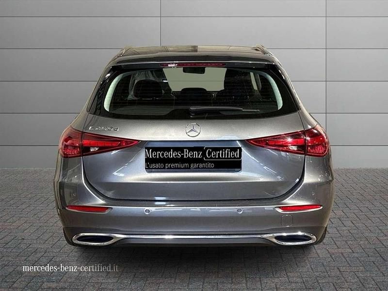 Usata Mercedes C200 Advanced 163 CV (119 kW) 2023 Grigio Station wagon