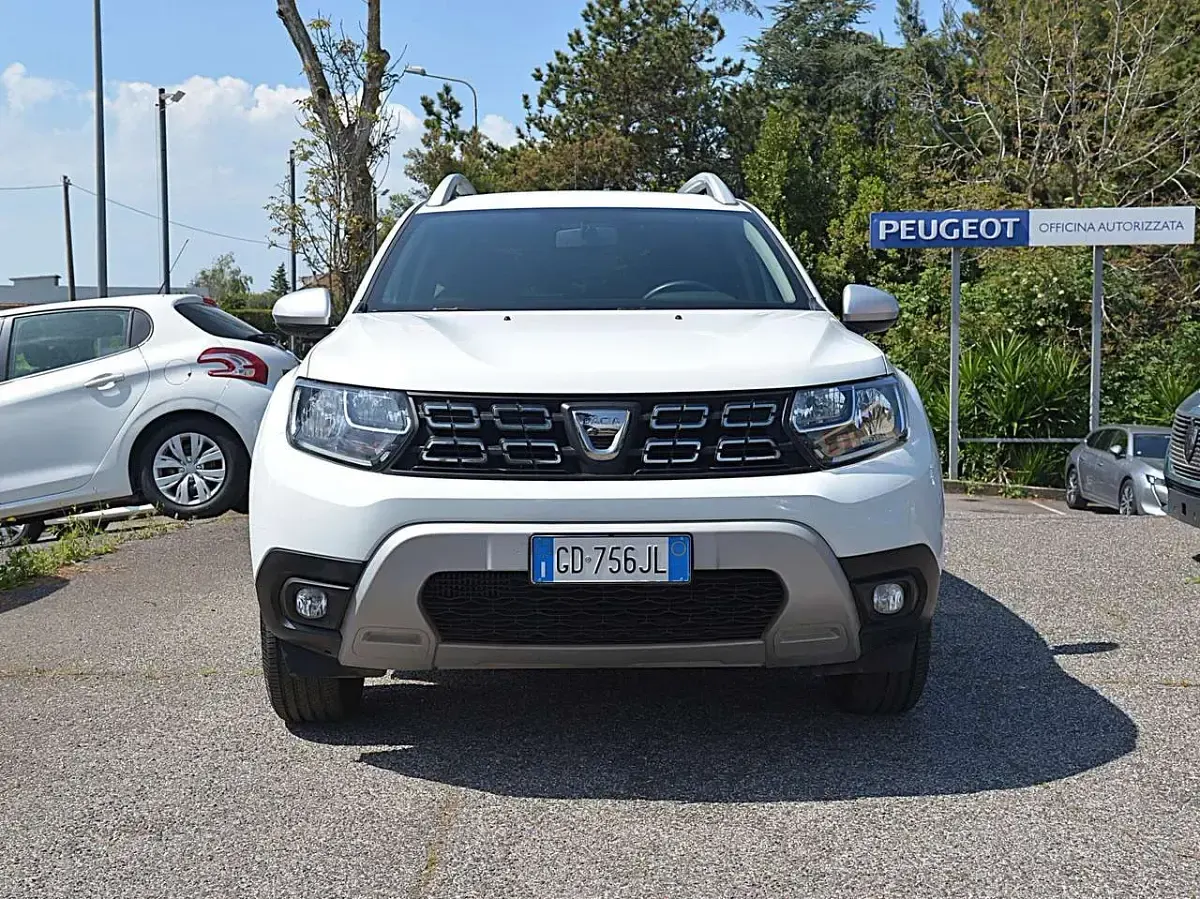 Usata Dacia Duster Prestige 101 CV (74 kW) 2021 Bianco SUV